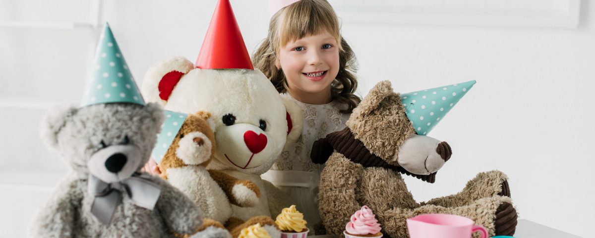 Acheter des jouets en peluche chez Plushtoy